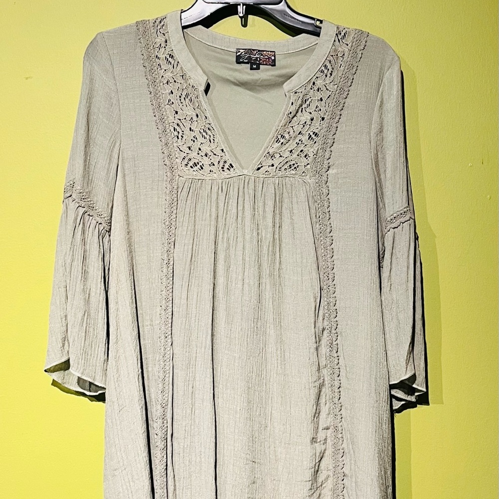 J Gee sage green mini dress size medium crochet boho